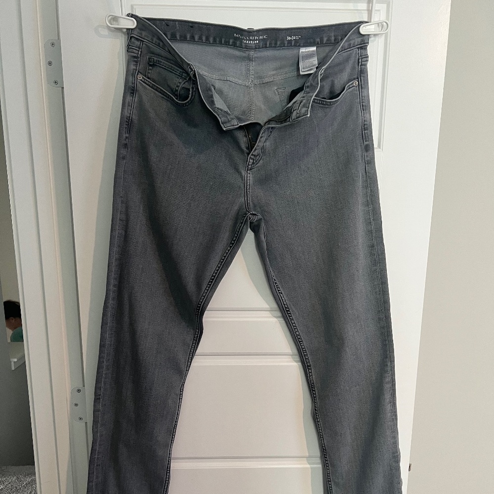 Banana Republic Traveler Jeans 36x34